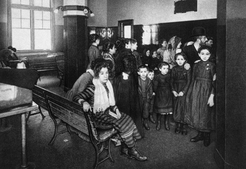 Najbolj znan karantenski otoček v ZDA je bil seveda newyorški Ellis Island.